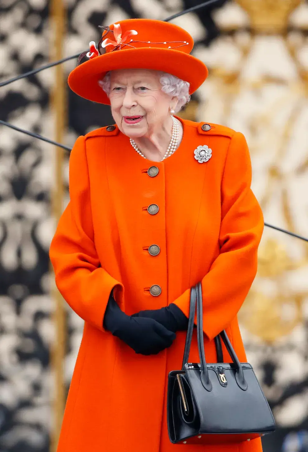 Isabel II, la reina arco iris