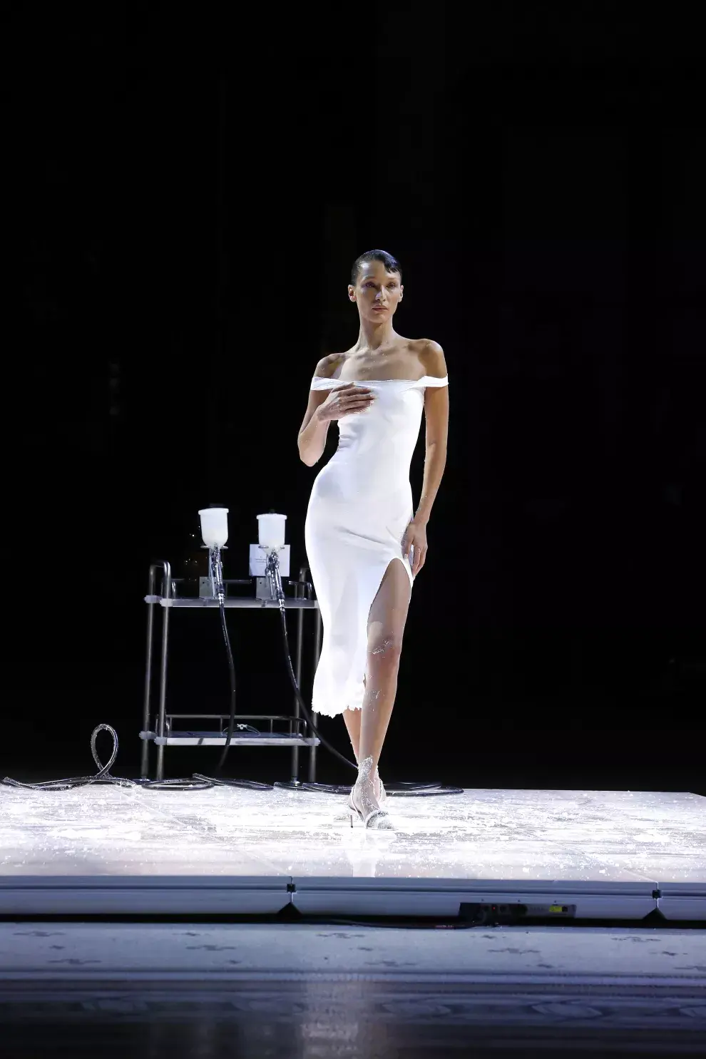 Bella Hadid en manos de Coperni