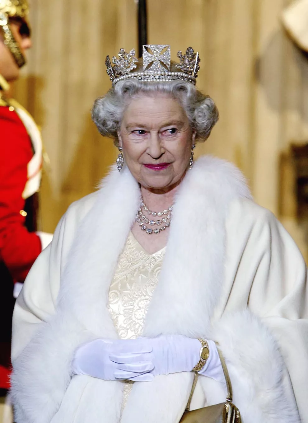 Isabel II, la reina arco iris