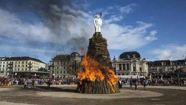 Celebración de Sechseläuten en Suiza