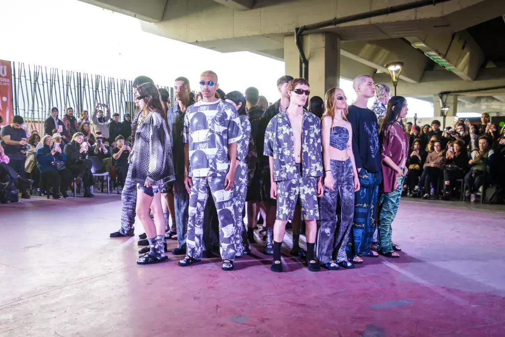 OSEO en el Bajo Autopista frente a la Usina del Arte