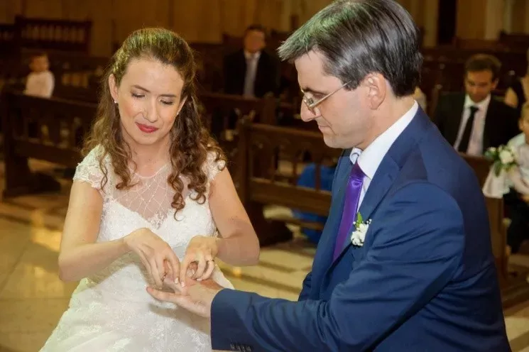 Daniela Aza, influencer experta en diversidad, el día de su casamiento con Jonatan Brunetti 