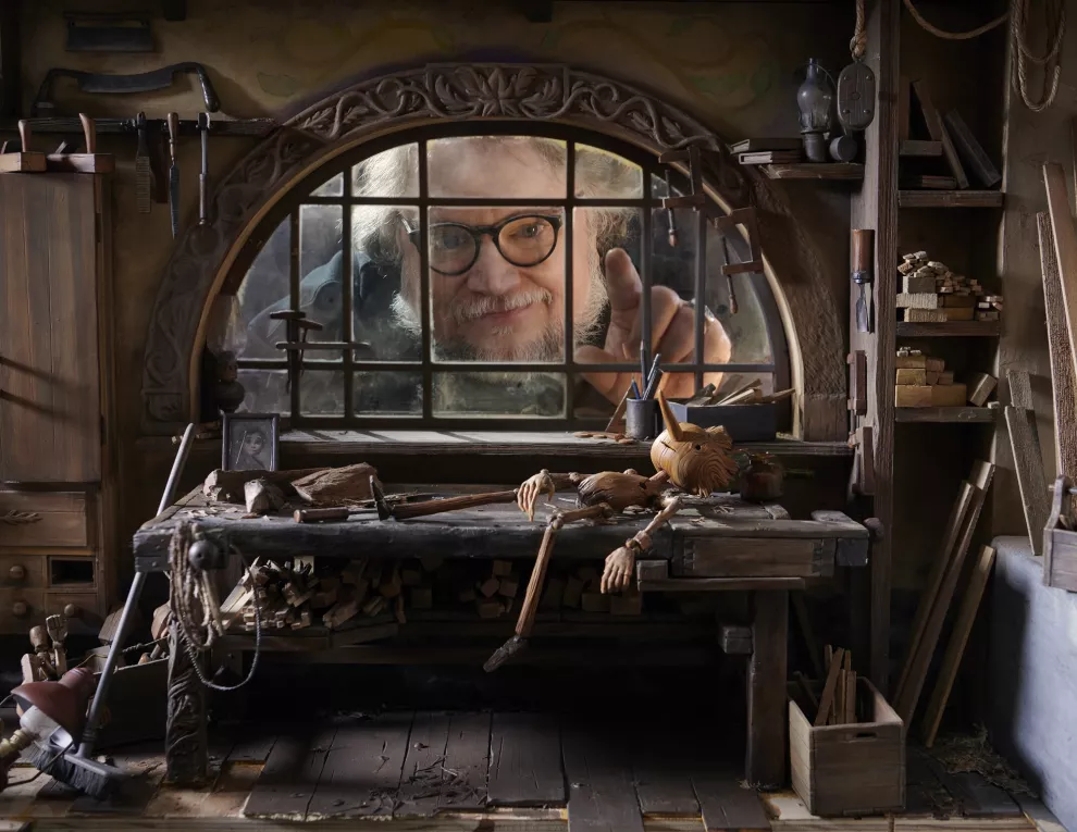 El oscarizado Guillermo del Toro debuta en la animación.  