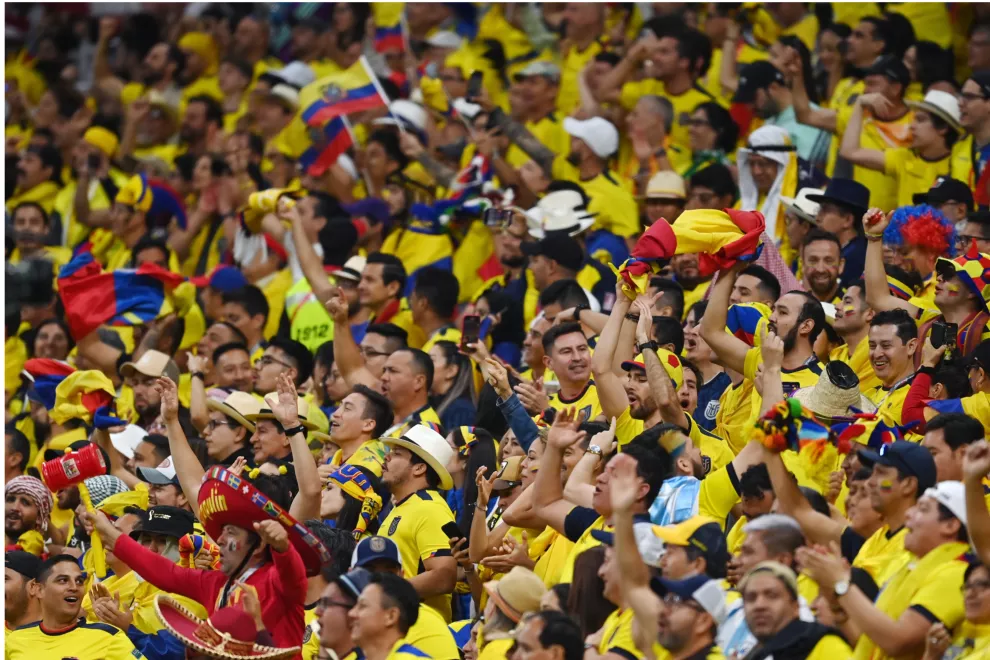 Fanáticos de Ecuador durante le partido inaugural.