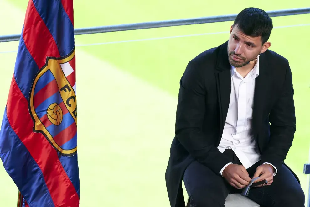 El Kun Agüero se despidió del fútbol profesional en una conferencia de prensa. 