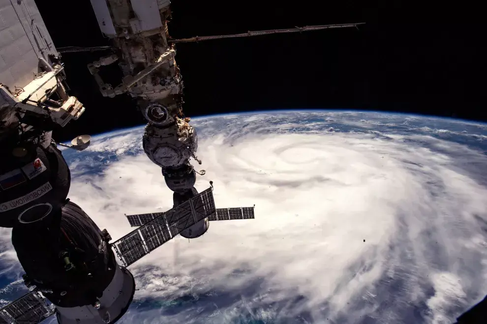 La NASA capturó imágenes de la Tierra y la Luna nunca antes vistas.