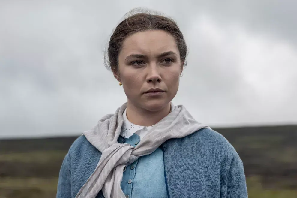 Florence Pugh en El prodigio de Netflix.