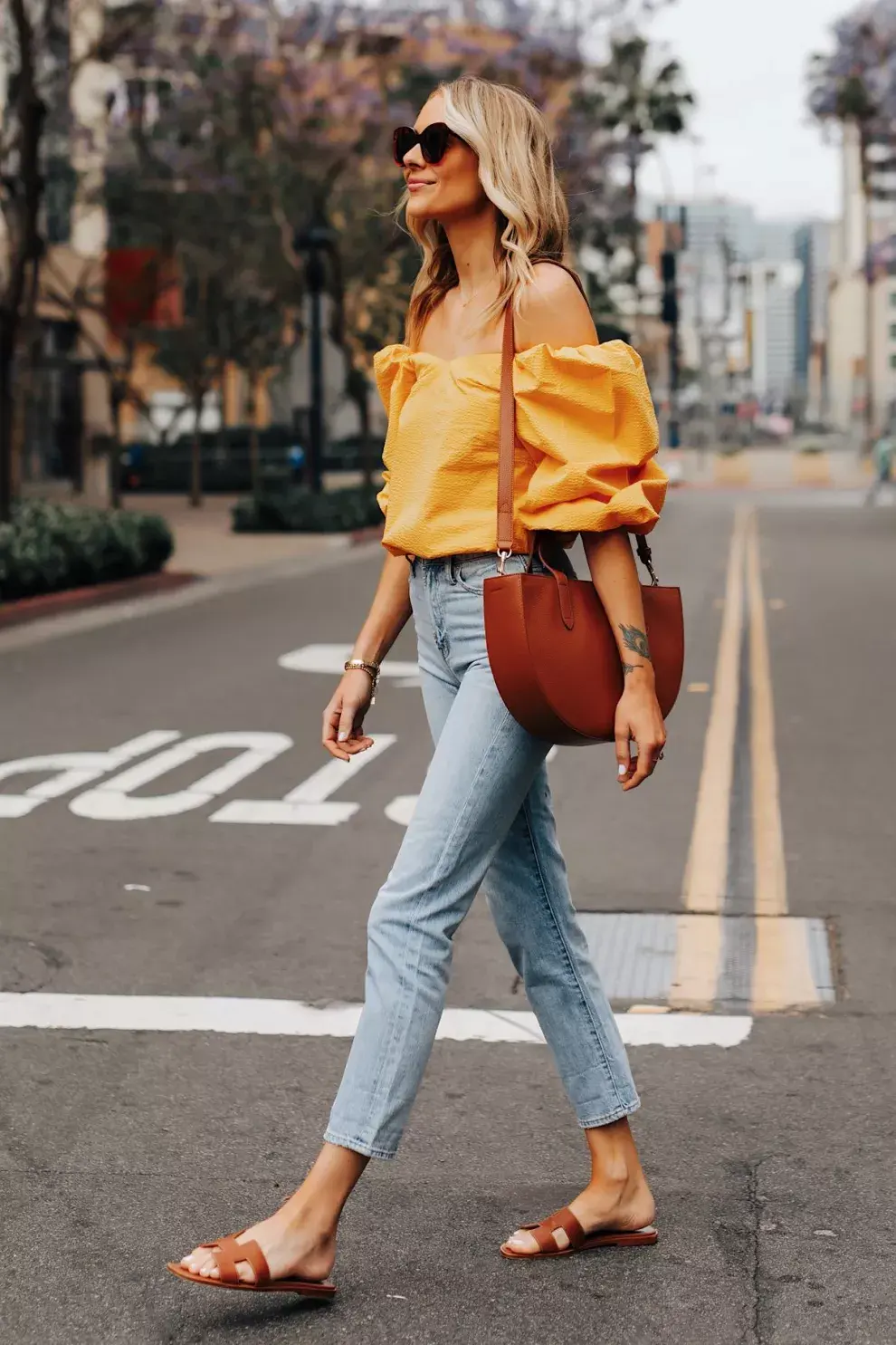 Cargo jeans: 10 looks con el pantalón de la temporada - Ohlalá