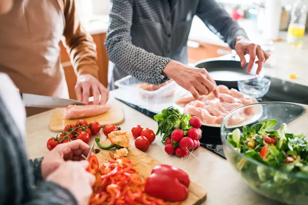 Fiestas: cómo calcular la comida para no hacer de más.