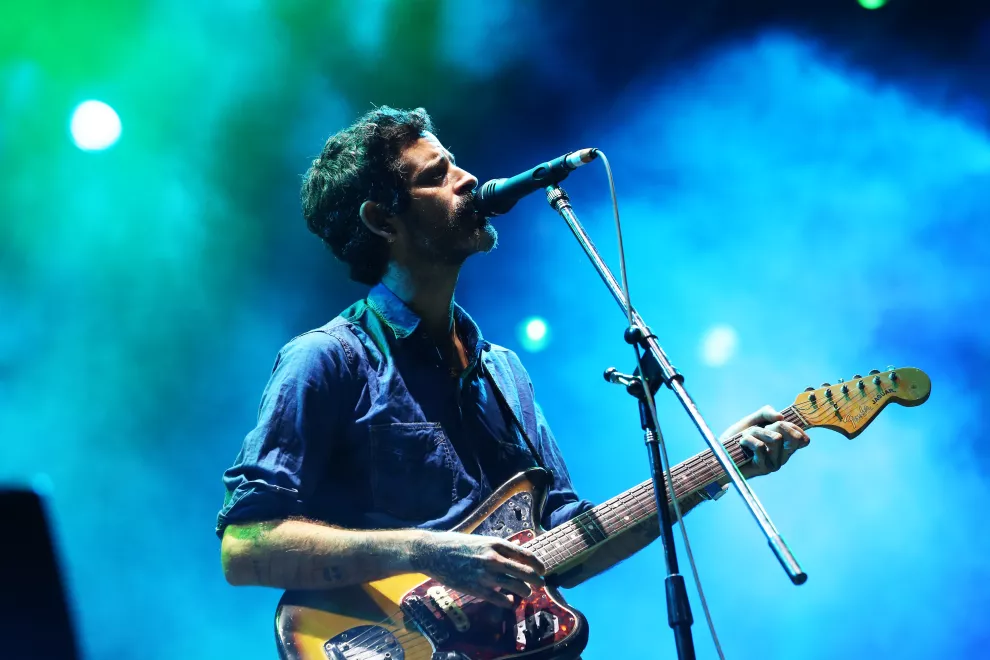 Devendra Banhart durante su show en el Music Wins Festival.