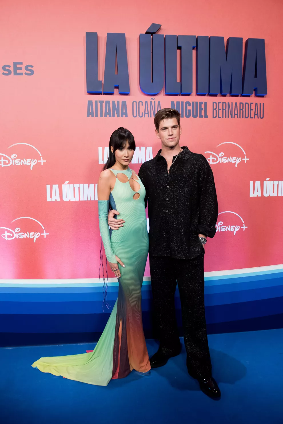 Aitana y Miguel Bernardeu en la alfombra roja de La Última.