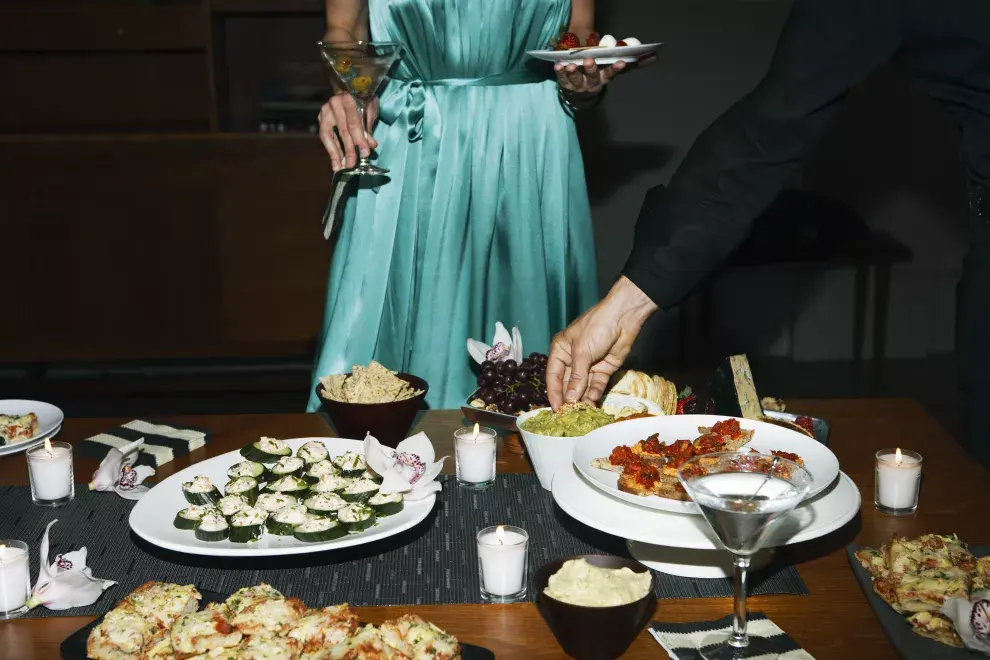 Comidas de fin de año: cómo cuidarnos del atracón.