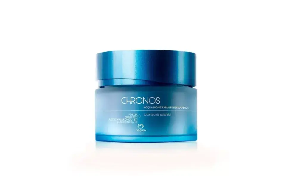 Las cremas gel dejadas en la heladera son la mejor idea. Esta opción de Natura Cosméticos, la crema Acqua Biohidratante Renovador Chronos tiene una probiótico que estimula la producción propia de ácido hialurónico, al mismo tiempo que evita que se deshidrate. Precio $7600