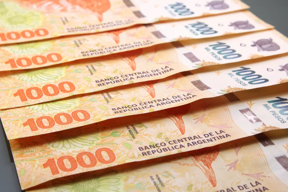 Impacto económico electoral: ¿qué hacer con los pesos?