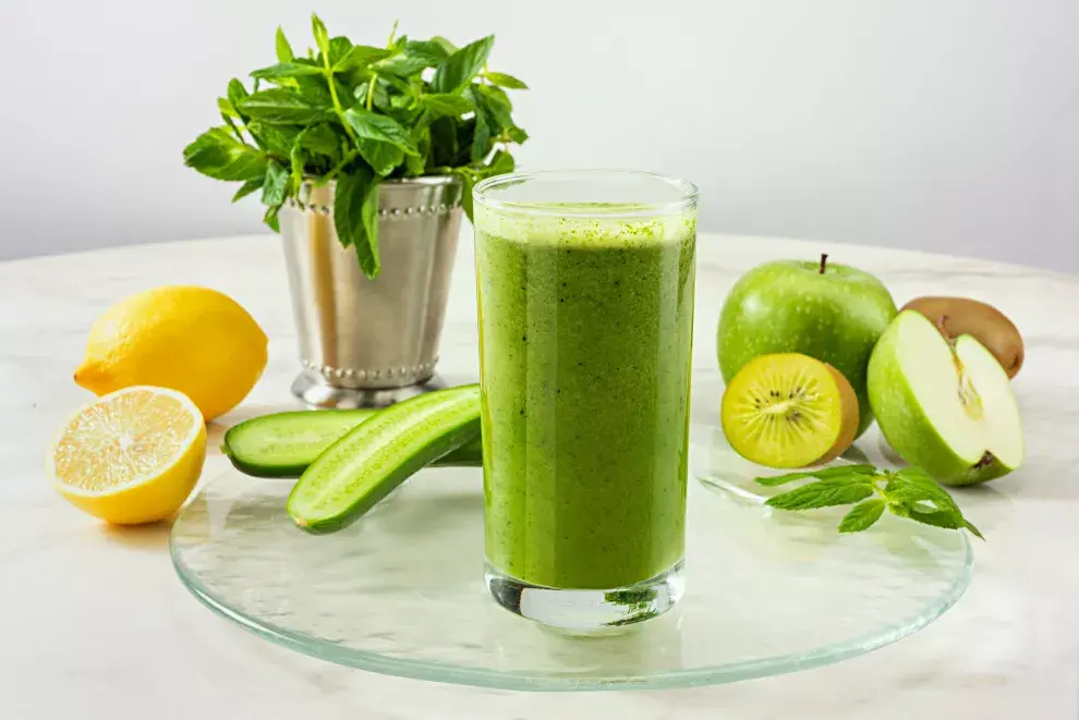 Jugo detox: por qué es bueno consumirlo y qué contiene.