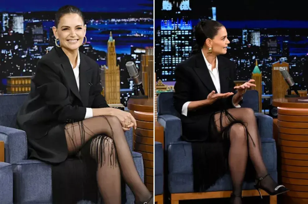 Katie Holmes durante su participación en The Tonight Show.