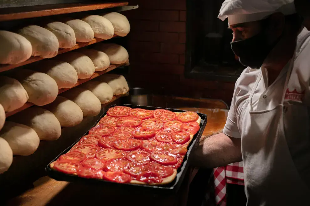 Una de las joyas de Broccolino es su pan de pizza.