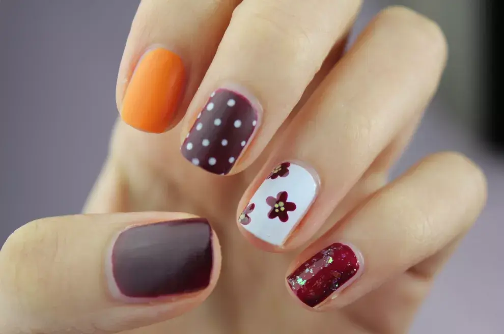 Ideal para uñas cortas y con diseños diferentes.