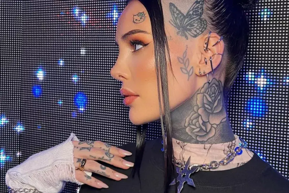 Cande Tinelli empezó el tratamiento para borrarse uno de sus tatuajes.