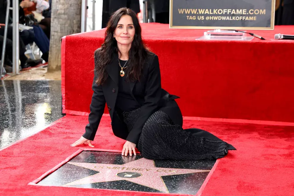Courteney Cox recibió su estrella en el Paseo de la fama de Hollywood.
