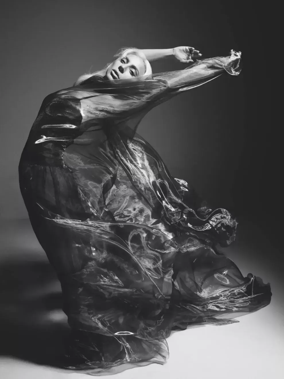 Lady Gaga y Dom Pérignon: the labor of creation.