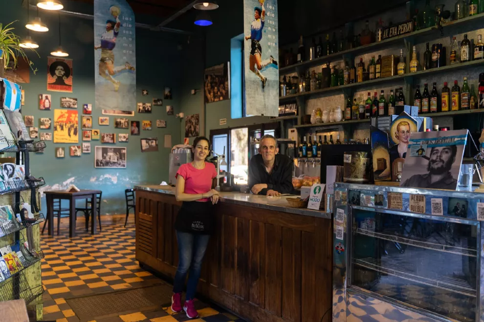Café de los patriotas: bar, cooperativa y mucho más en el corazón de Paternal.