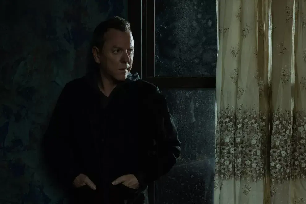 Kiefer Sutherland en Rabbit Hole, su nueva serie de Paramount+.