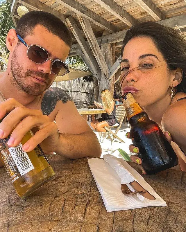 Gastón Soffritti y Cande Molfese de vacaciones en México.