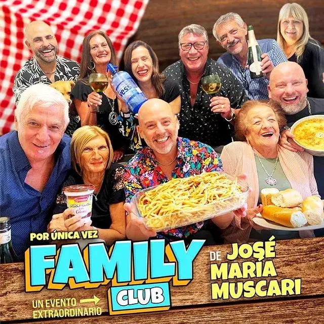 Family club: como es el show de Muscari en el que almuerza con su familia.