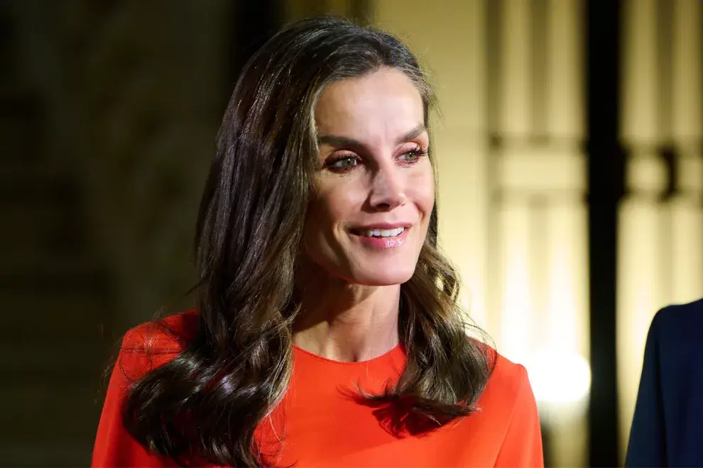 El look floreado de la reina Letizia.