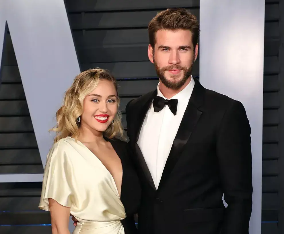 Miley Cyrus y Liam Hemsworth cuando eran pareja