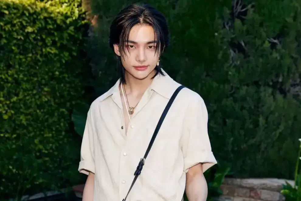 Hyunjin fue uno de los invitados en el desfile de Donatella Versace y Dua Lipa.