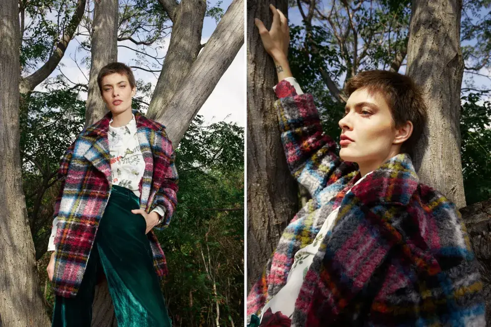 Abrigo (Perramus, $149.200), camisa y pantalón (Lulu Martins, $33.500 Y 39.500).