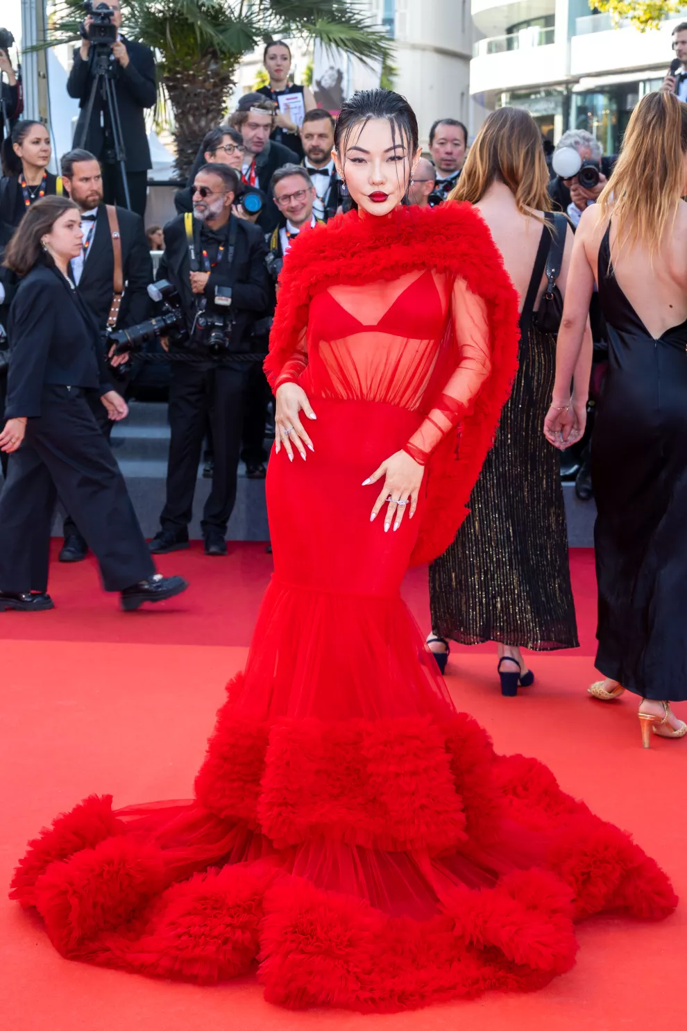 Los vestidos más impresionantes de la alfombra roja de Cannes 2022