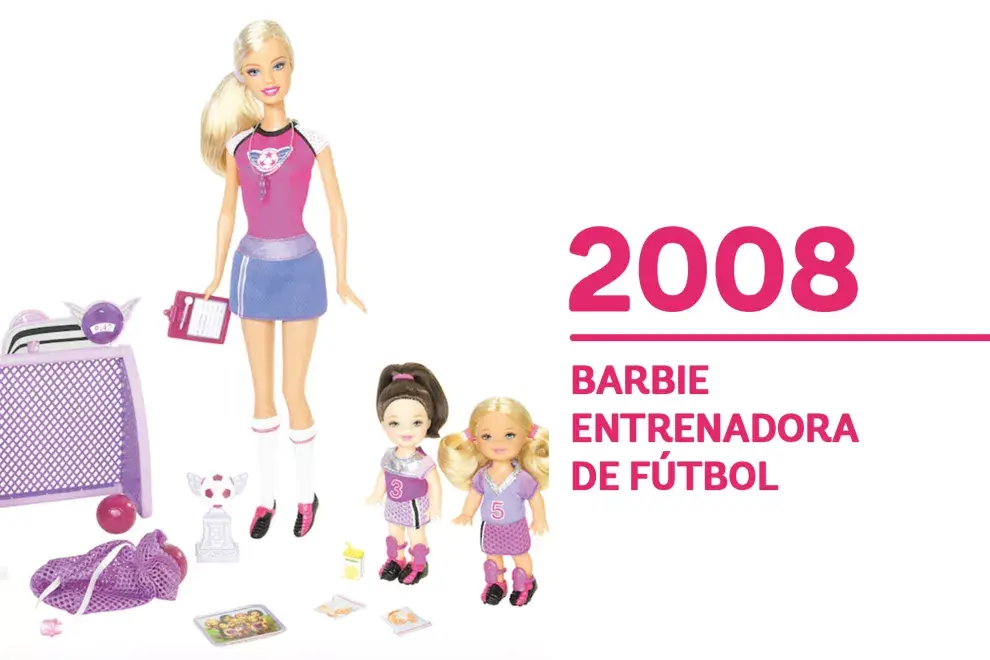 2008. "Barbie entrenadora de fútbol" tiene un aspecto deportivo y elegante a la vez.