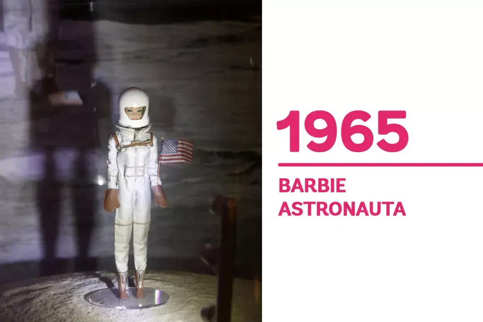 1965. "Barbie astronauta" estaba inspirada en Yuri Gagarin, el primer hombre que viajó al espacio en los años sesenta.