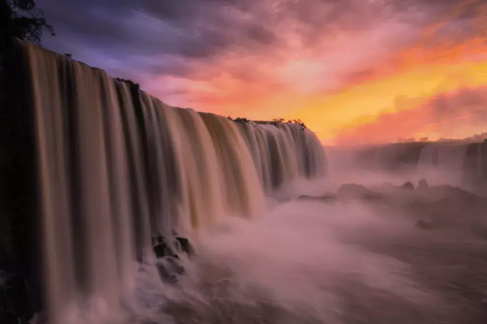 Cómo es la excursión para ver las Cataratas al amanecer.