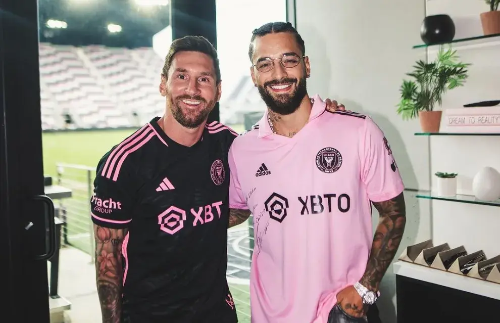 Trofeo, la nueva canción de Maluma y Yandel, con Messi.