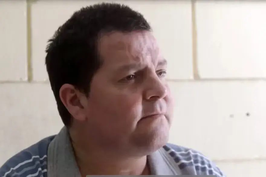 Se llamaba Facundo Morales Schoenfeld, tenía 47 años, y se descompensó tras ser detenido.