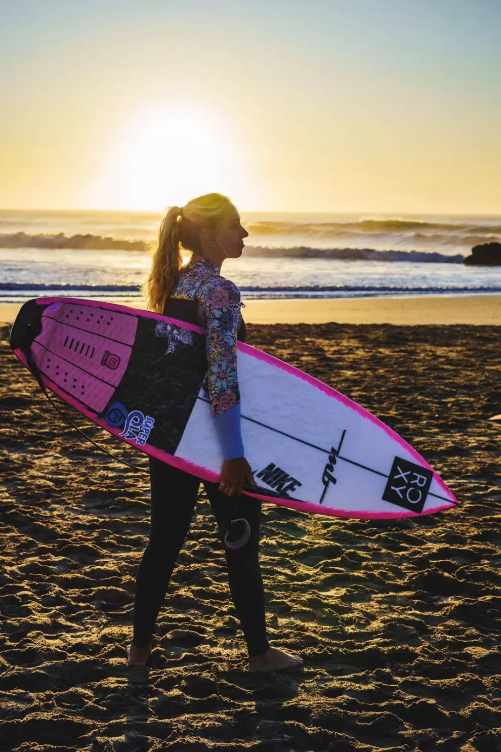 Lucía Induraín, la surfista argentina que es medalla de Oro y brilla en el mundo.