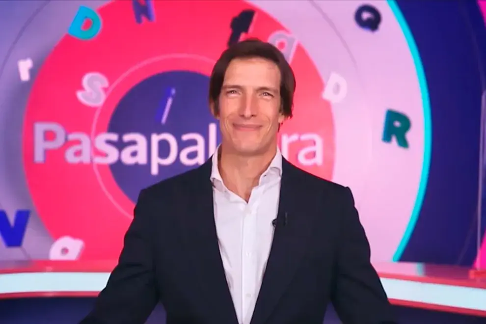 El conductor de Pasapalabra, Iván de Pineda, debuta con un nuevo programa en la pantalla de Telefe.