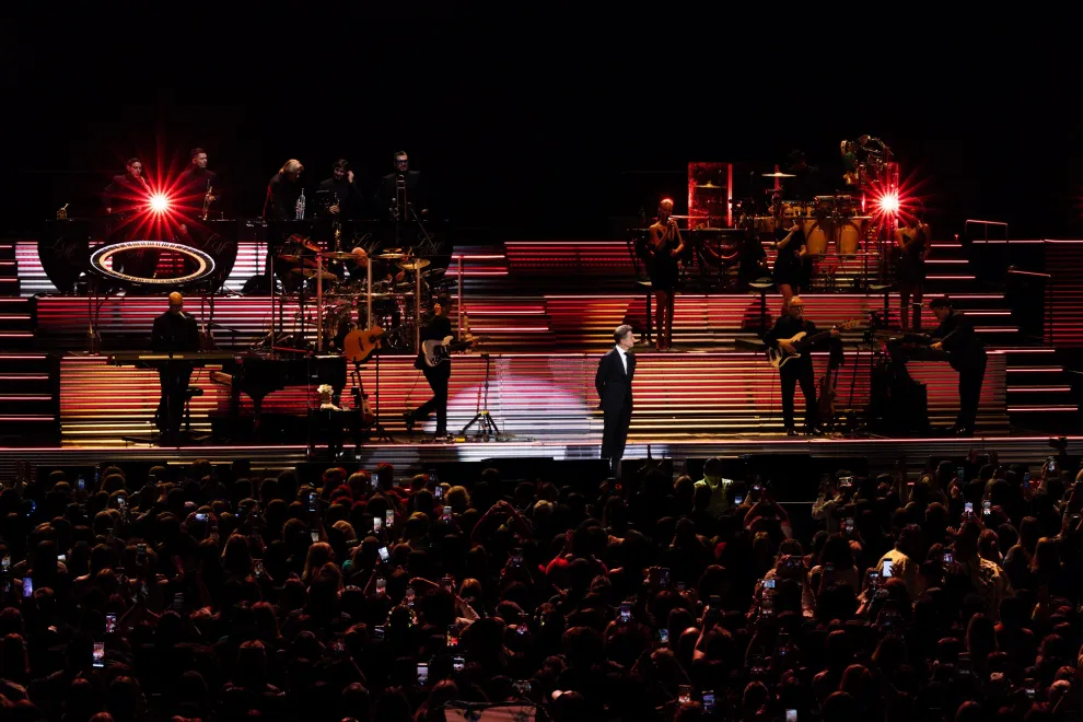 Luis Miguel, en un show impecable en el primero de sus conciertos en el Movistar Arena