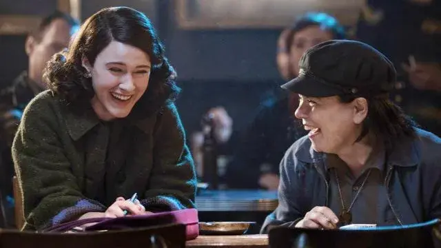 El término "womance" nació a través de una de las protagonistas de The Marvelous Mrs Maisel