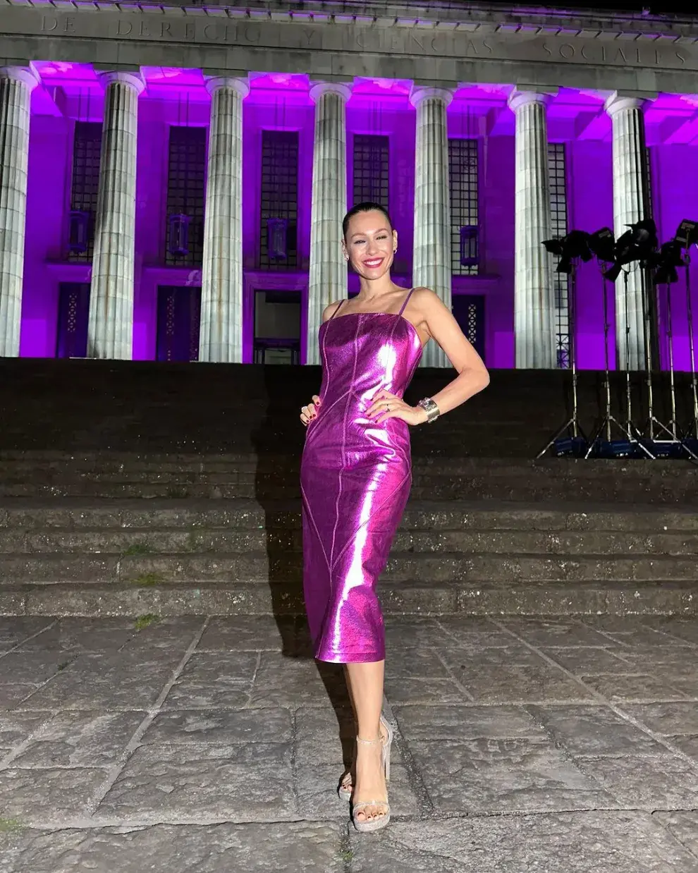 Semana de la Alta Costura: el increíble vestido fucsia para el desfile de Fabián Zitta.