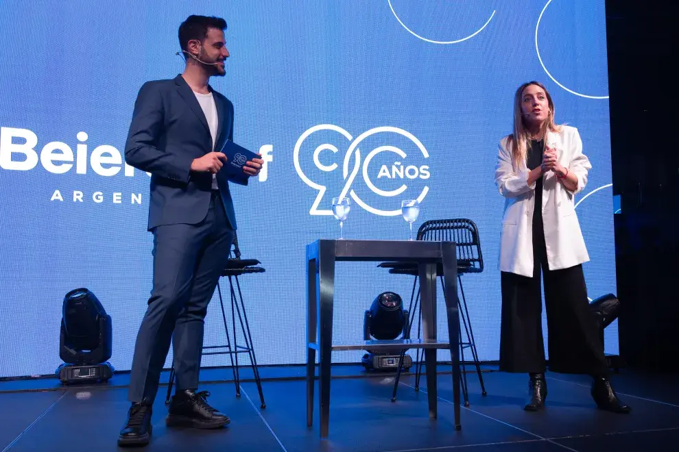 Sofi Martínez y Diego Leuco.