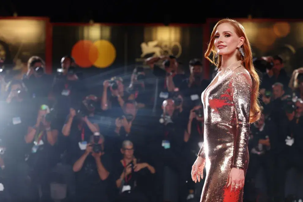 Jessica Chastain, resplandeciente, en Venecia 2023.