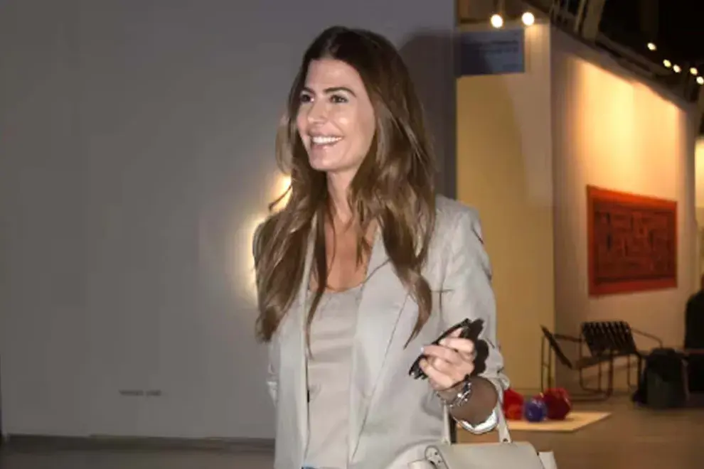 La ex primera dama, Juliana Awada, enamoró con su estilo impecable en la pre-inauguración de ARTEBA 2023. 