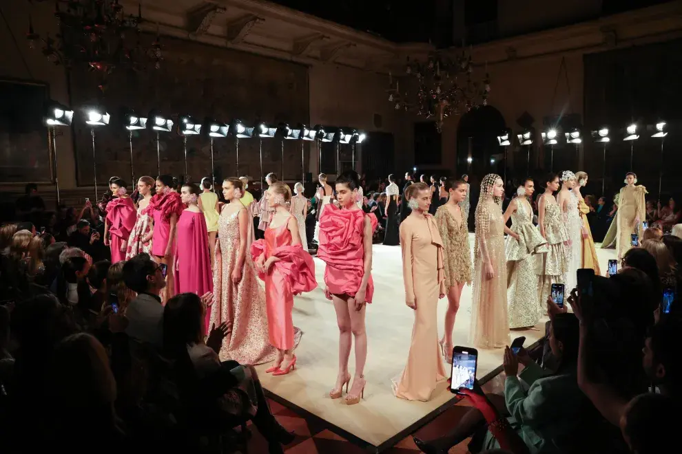 El cierre del desfile de Adrián Brown