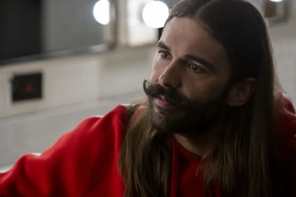 Jonathan Van Ness cuenta por qué es mejor dormir con el pelo atado.