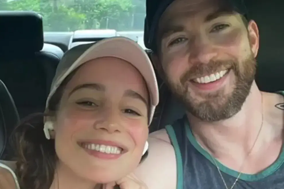 Chris Evans y Alba Baptista se casaron y sorprendieron a todos con la noticia.